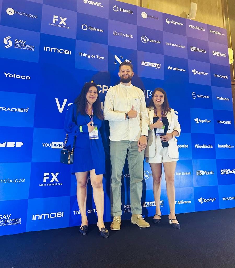 Team Trackier with one of its clients at CPA Meetup Vietnam 2023